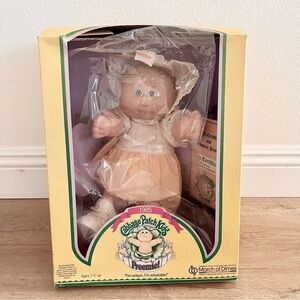 Vintage RARE 1985 Coleco Cabbage Patch‎ Kids In Box W/Certificate Helena Kirstie